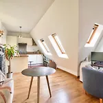 GuestReady -- Rooftop Maisonette in Folie-Méricout